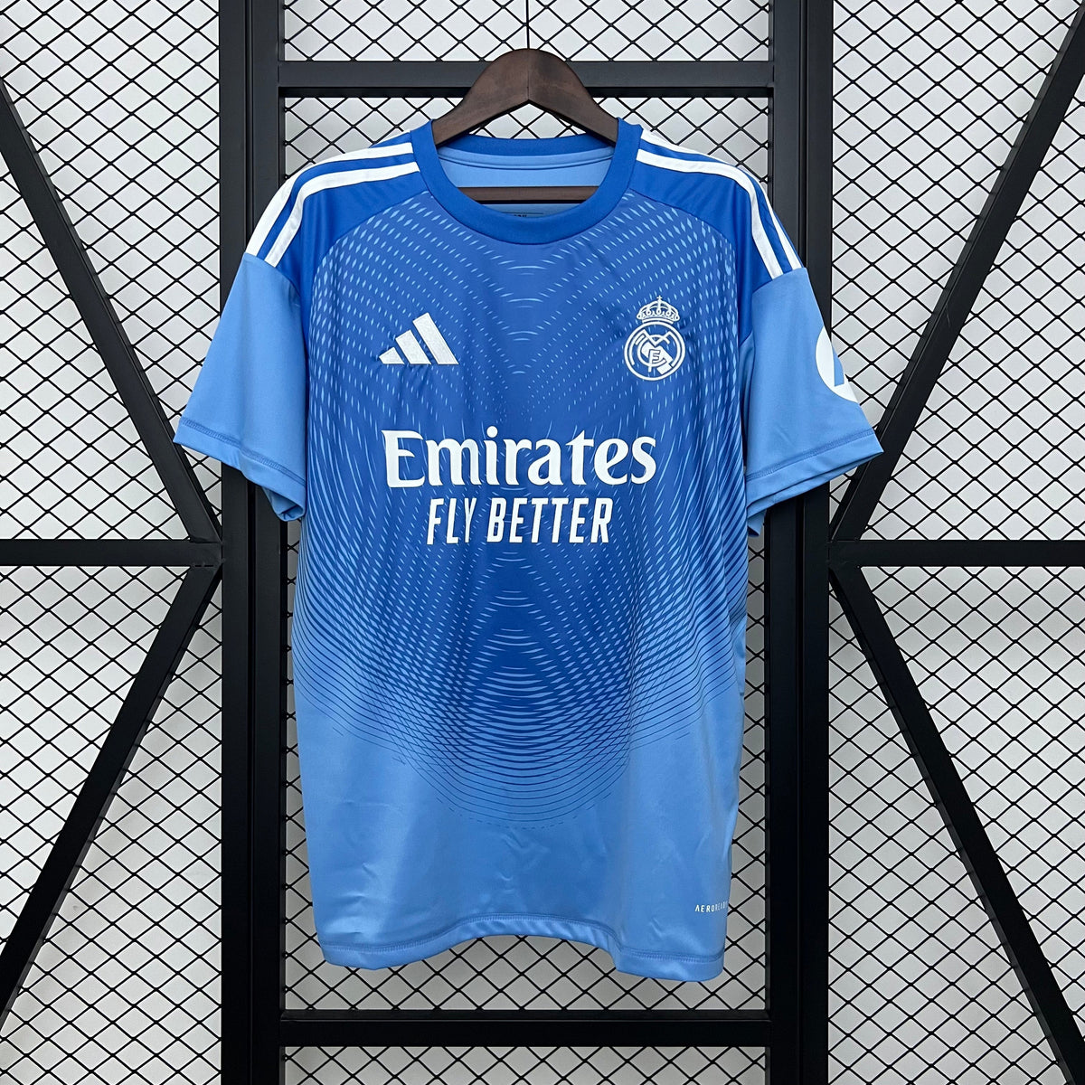 Camisa Real Madrid Edição Especial 2025/26 Azul - Torcedor - Oliver Company