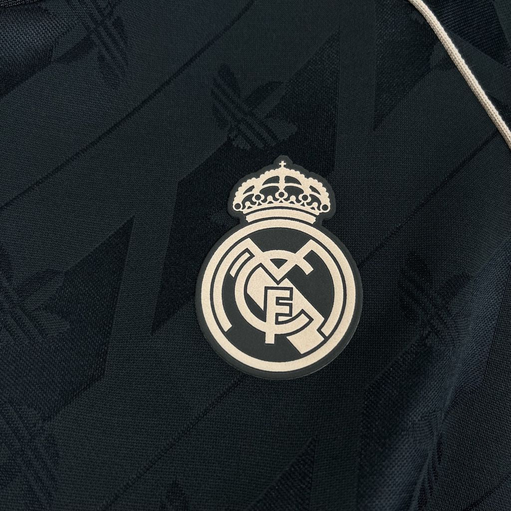 Camisa Real Madrid Edição Especial 2024/25 Preta - Torcedor