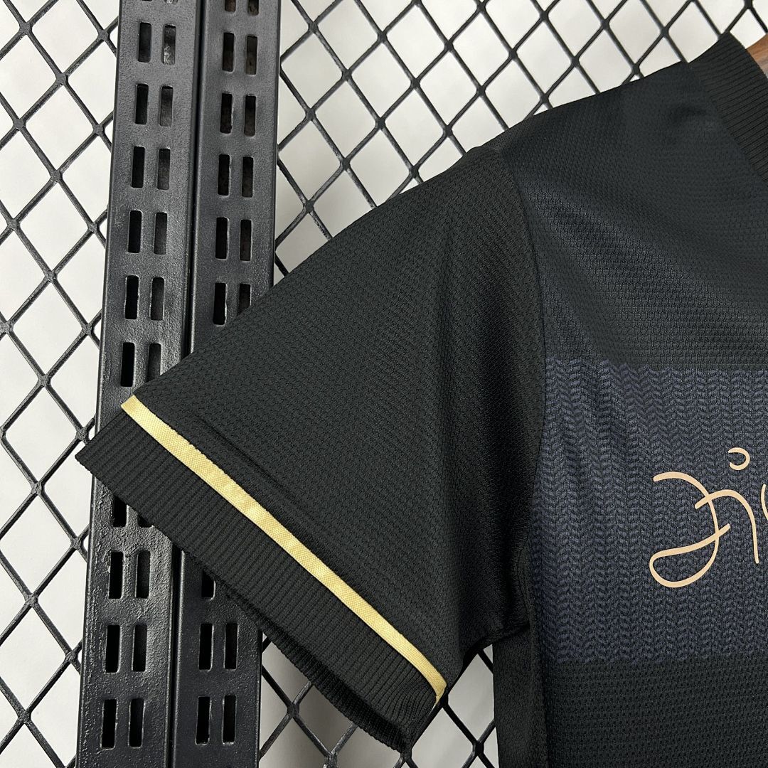 Camisa Retrô Flamengo x Zico 1981 2025/26 Feminina