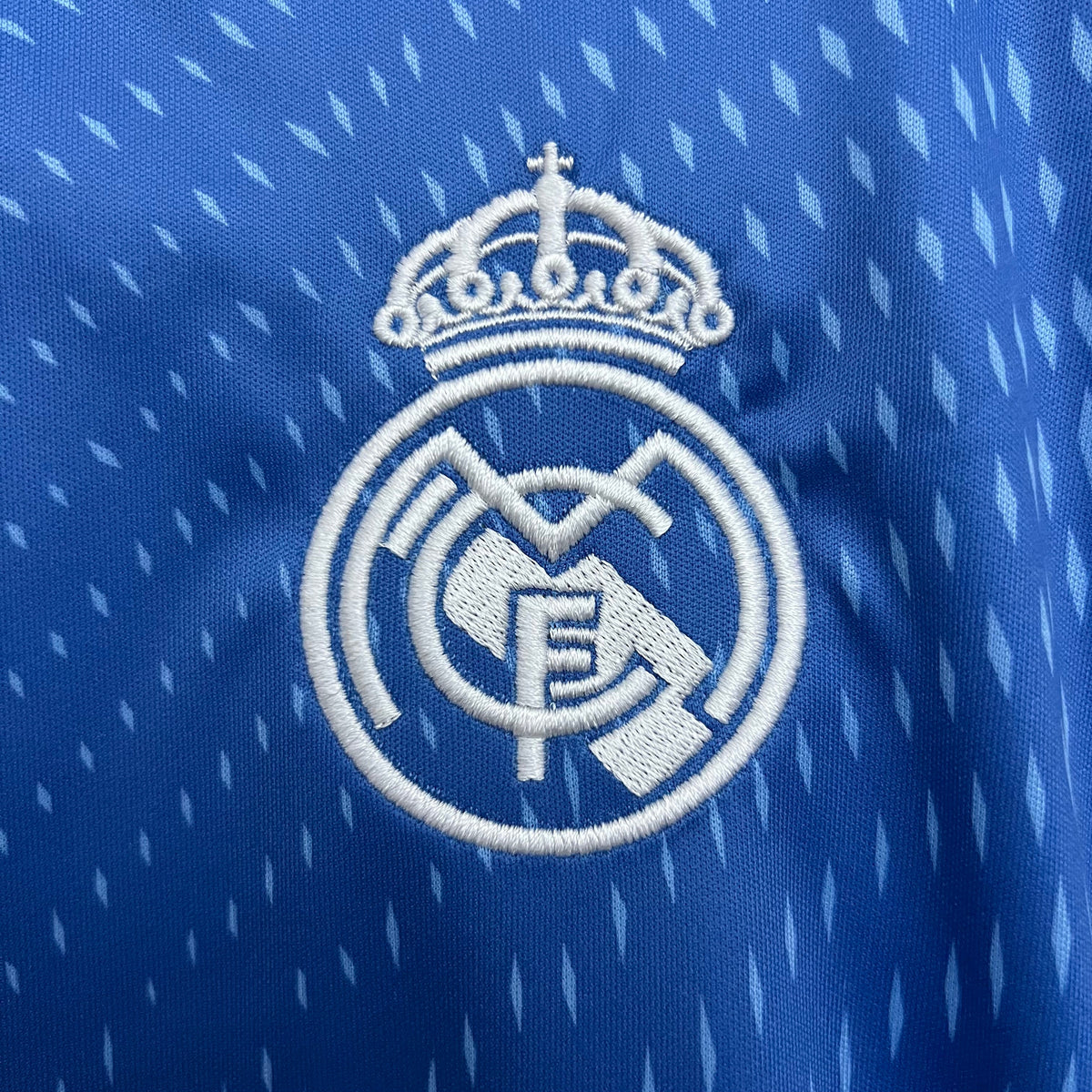 Camisa Real Madrid Edição Especial 2025/26 Azul - Torcedor - foto 5