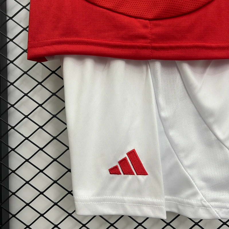 Kit Infantil Internacional I 2025/26