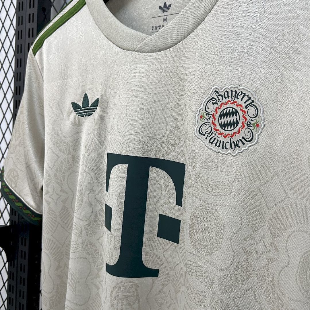 Camisa Bayern de Munique Oktoberfest 2025/26 - Torcedor