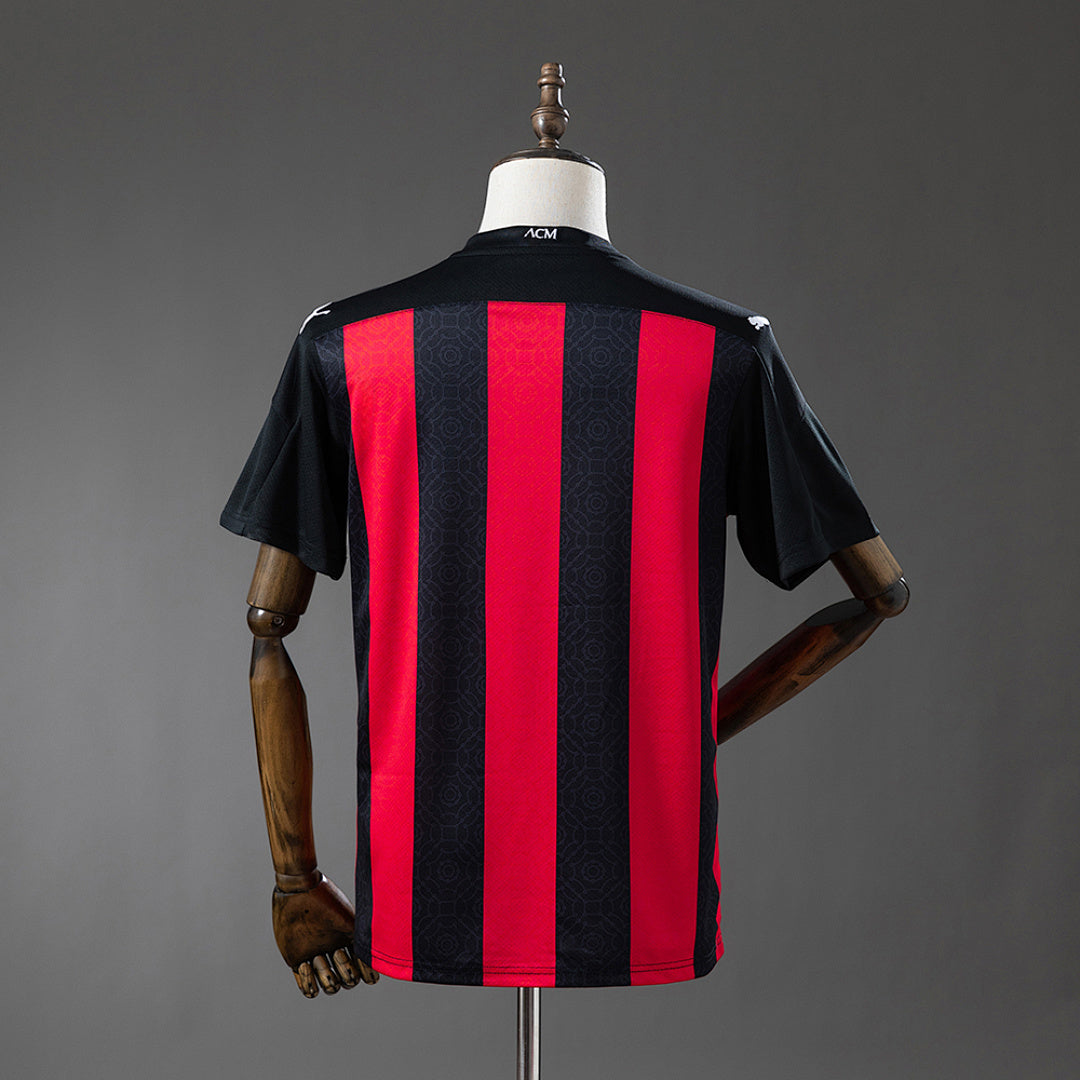 Camisa Retrô Milan I 2021/22