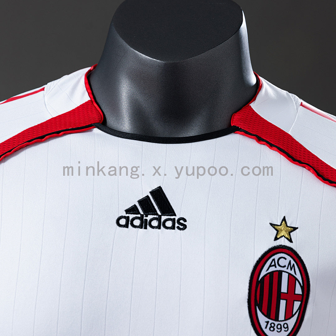 Camisa Retrô Milan II 2006/07 - Jogador