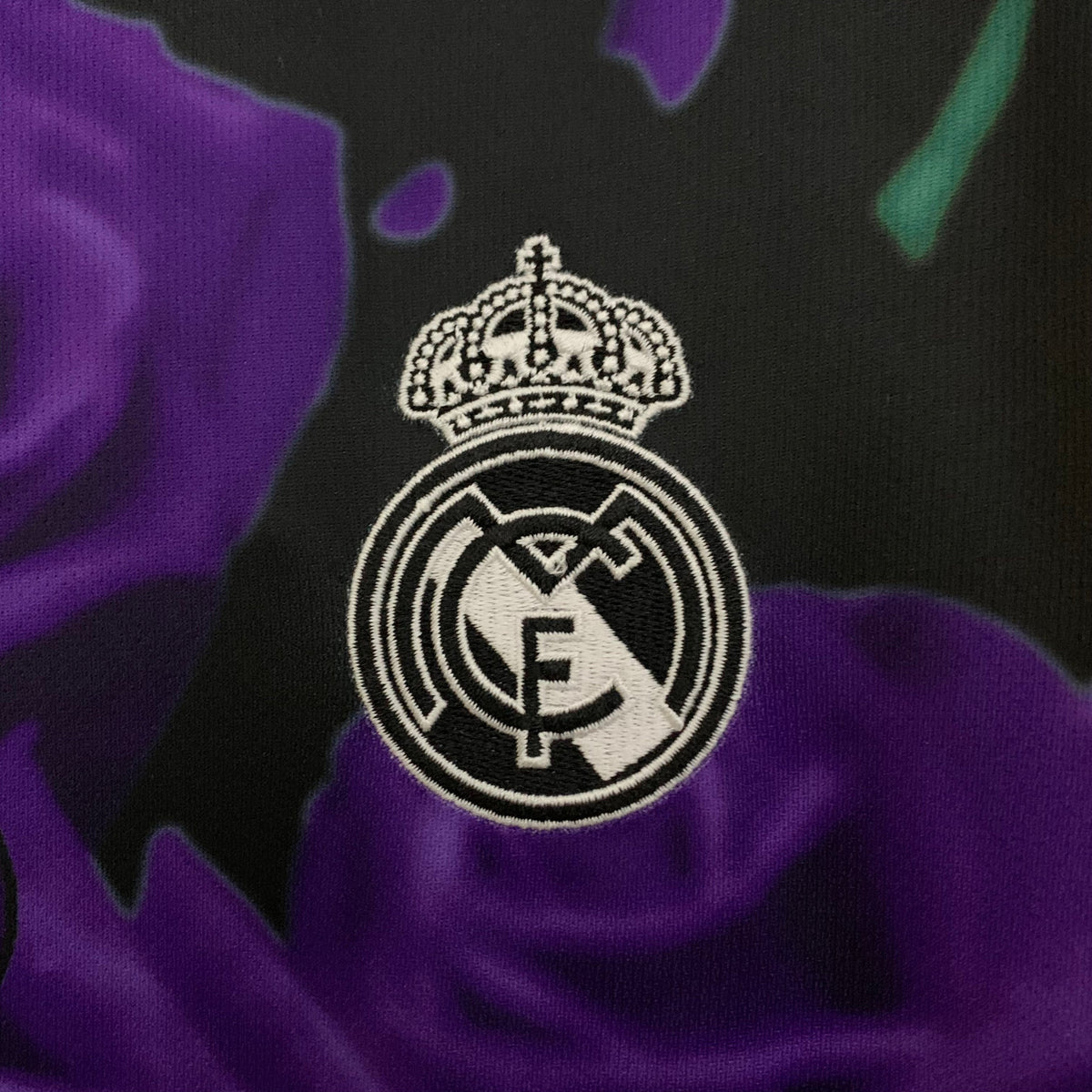Camisa Real Madrid Edição Especial 2025/26 Roxa - Torcedor