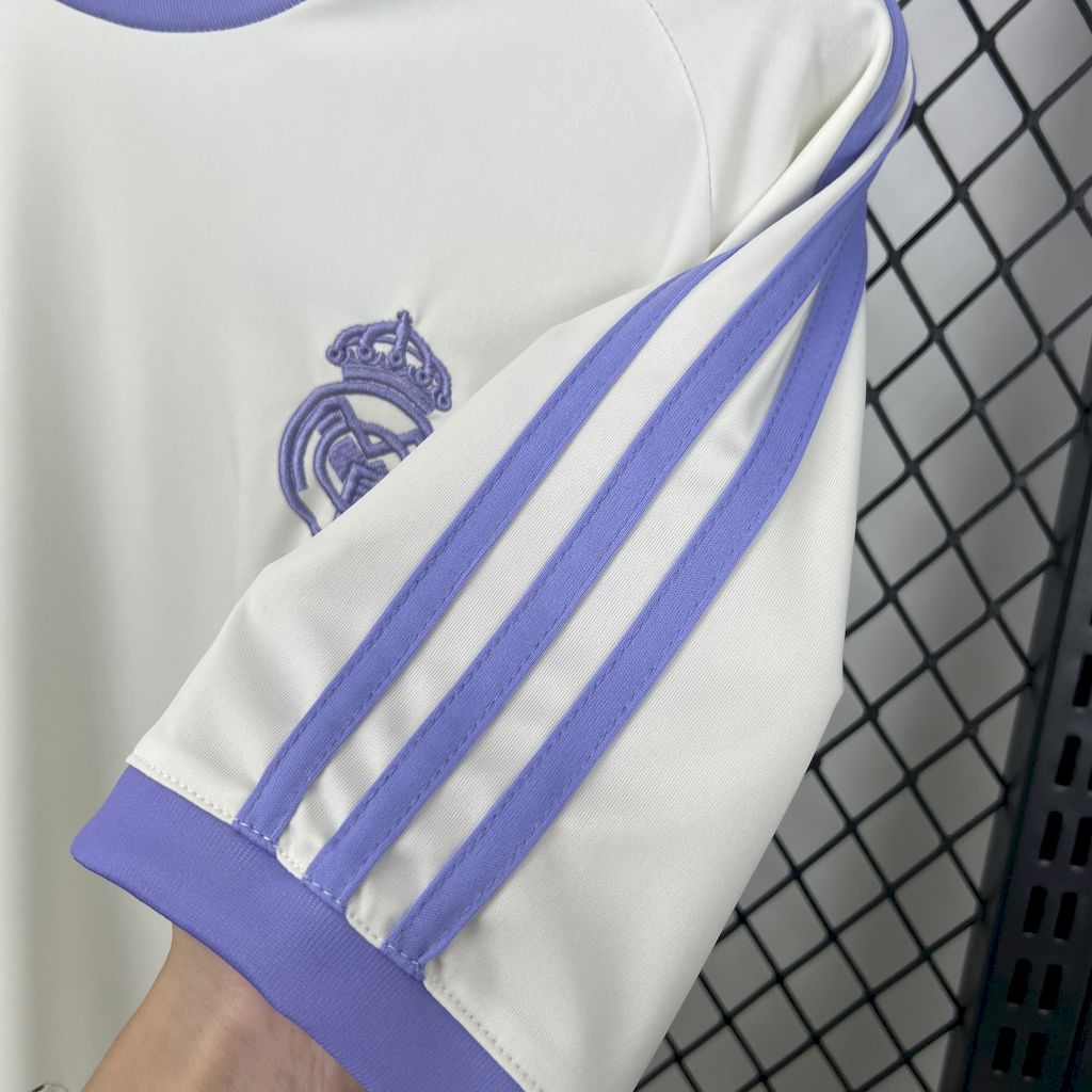 Camisa Real Madrid Edição Especial 2024/25 Branca - Torcedor