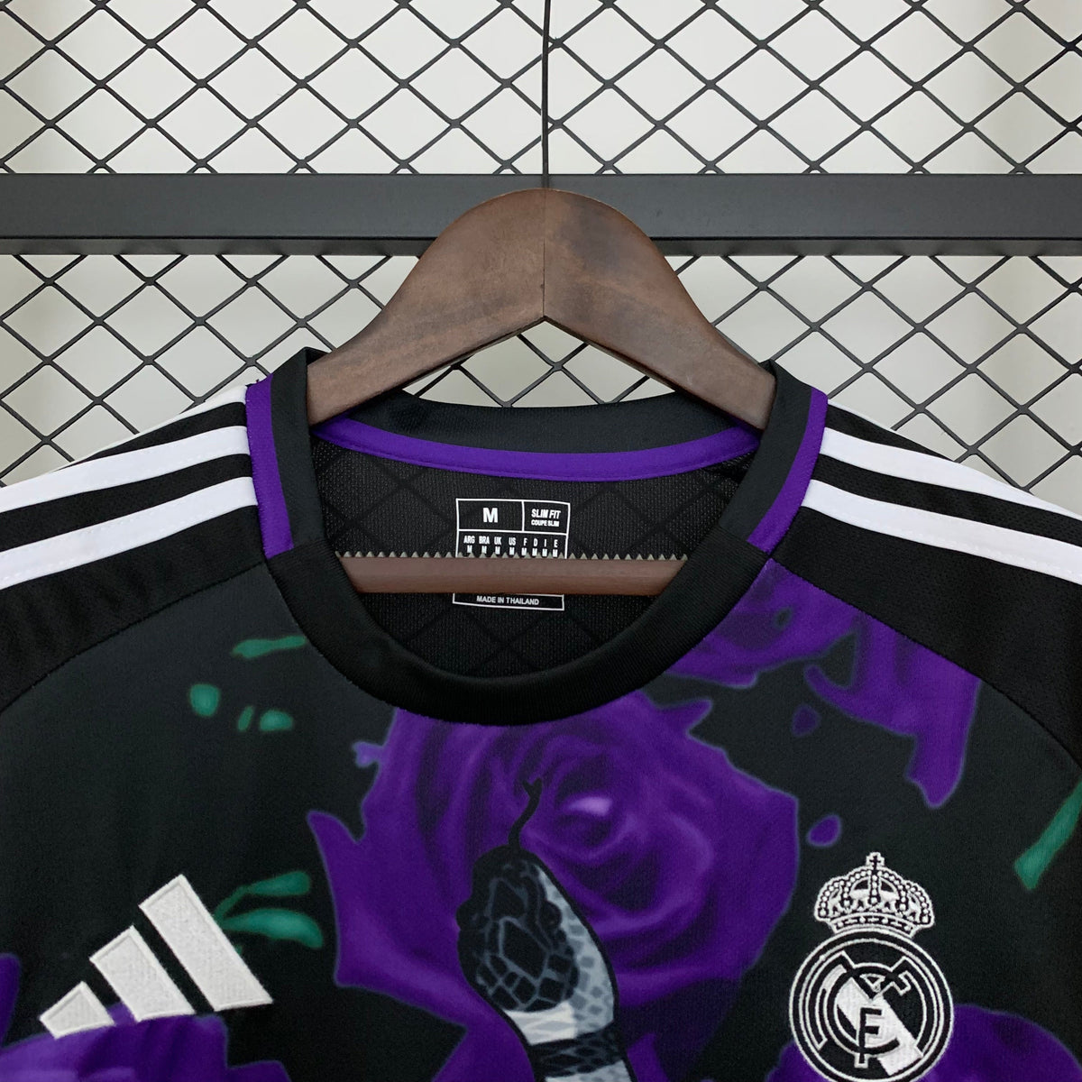 Camisa Real Madrid Edição Especial 2025/26 Roxa - Torcedor