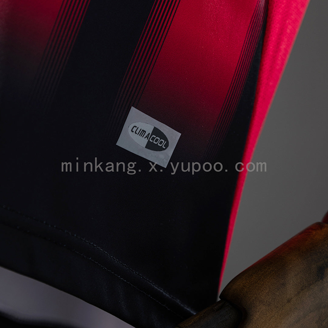 Camisa Retrô Milan I 2004/05