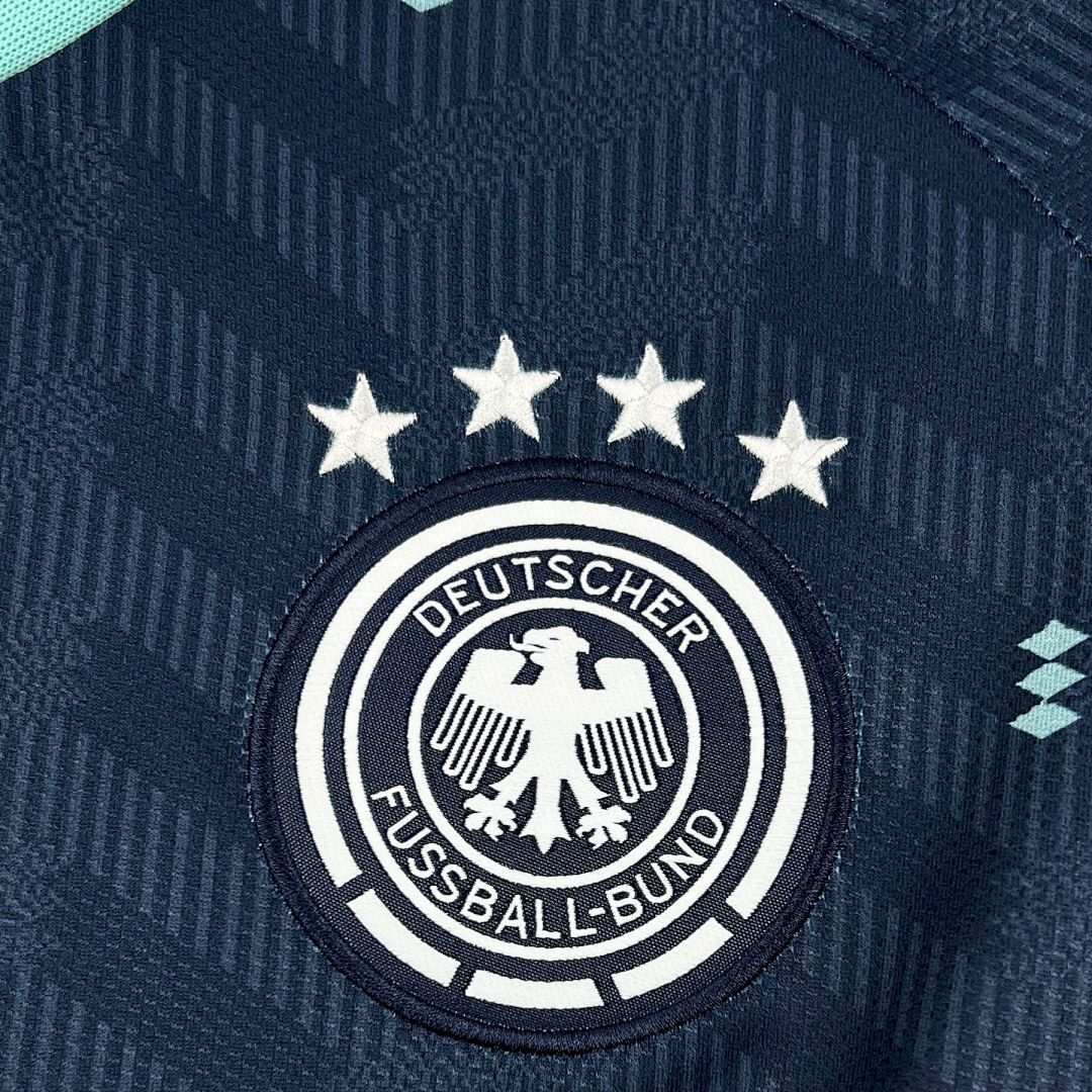 Camisa Alemanha II 2026/27 - Torcedor
