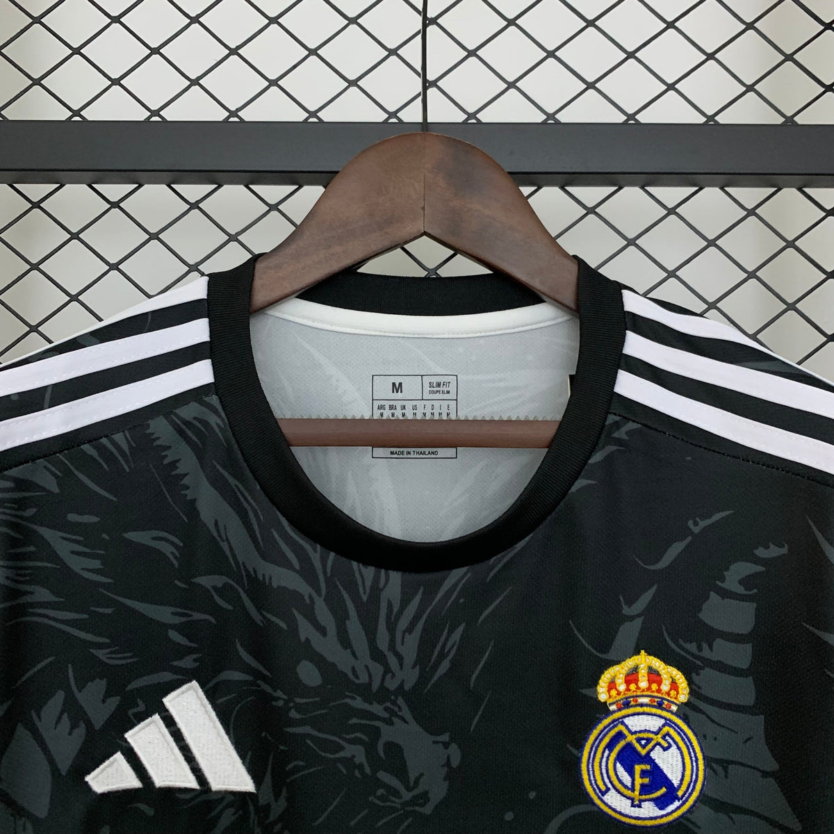 Camisa Real Madrid Edição Especial 2025/26 Rosa - Torcedor