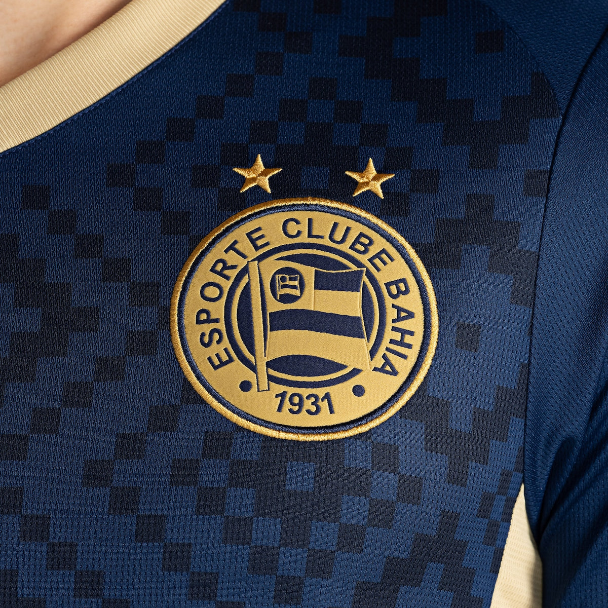Camisa Bahia III 2026/27 Azul-Marinho e Dourada Torcedor - detalhes de acabamento 2