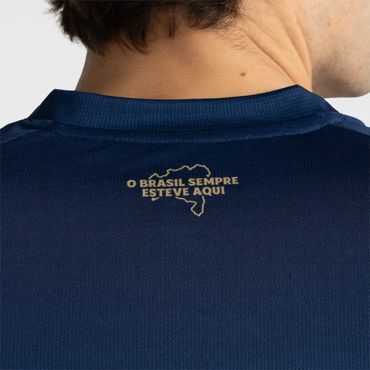 Camisa Bahia III 2026/27 Azul-Marinho e Dourada Torcedor - detalhes de acabamento 4