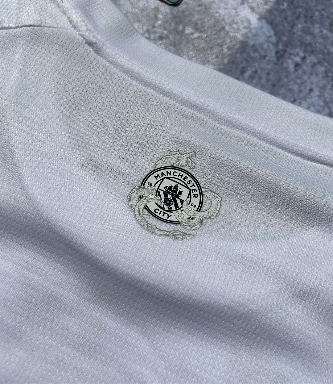 Camisa Manchester City Ano Do Dragão 24/25 - foto 8