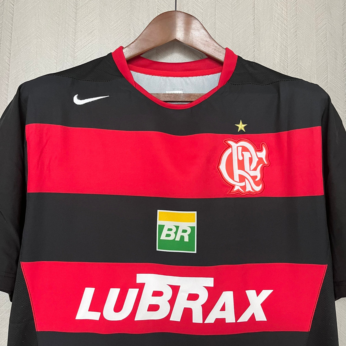 Camisa Flamengo Retrô 2005/06 Vermelha e Preta - foto 3