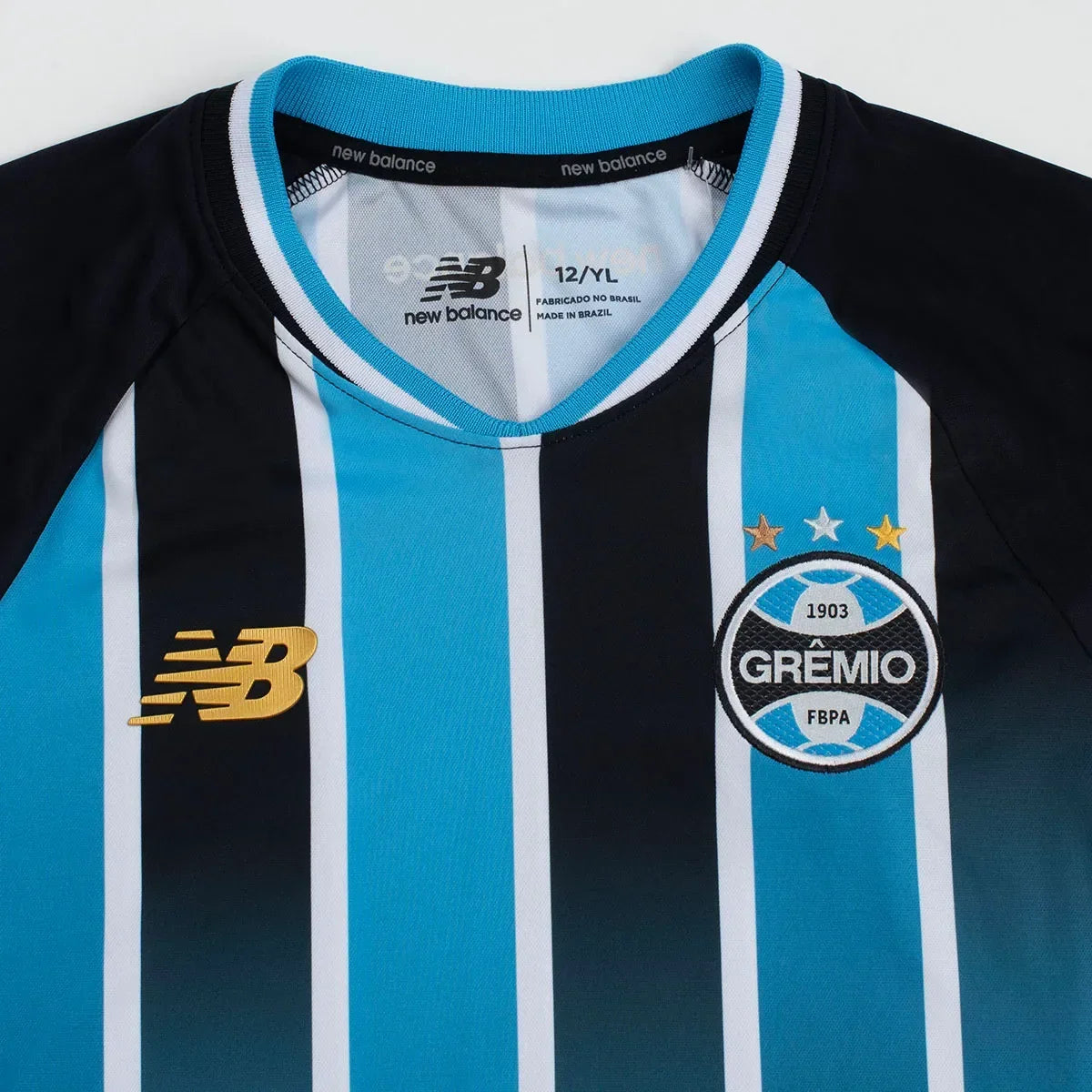 Kit Infantil Grêmio I 2026/27 Tricolor Camisa e Shorts - detalhes de acabamento 2