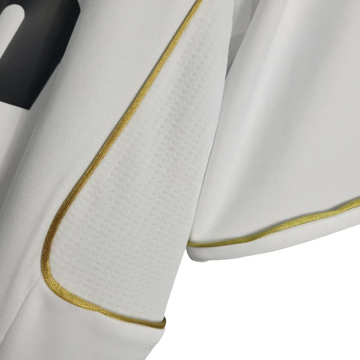 Camisa Retrô Real Madrid I 2011/12 Branca e Dourada - foto 5