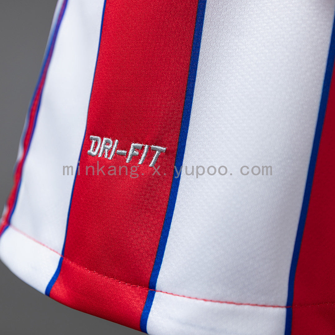 Camisa Retrô Atlético de Madrid I 2011/12