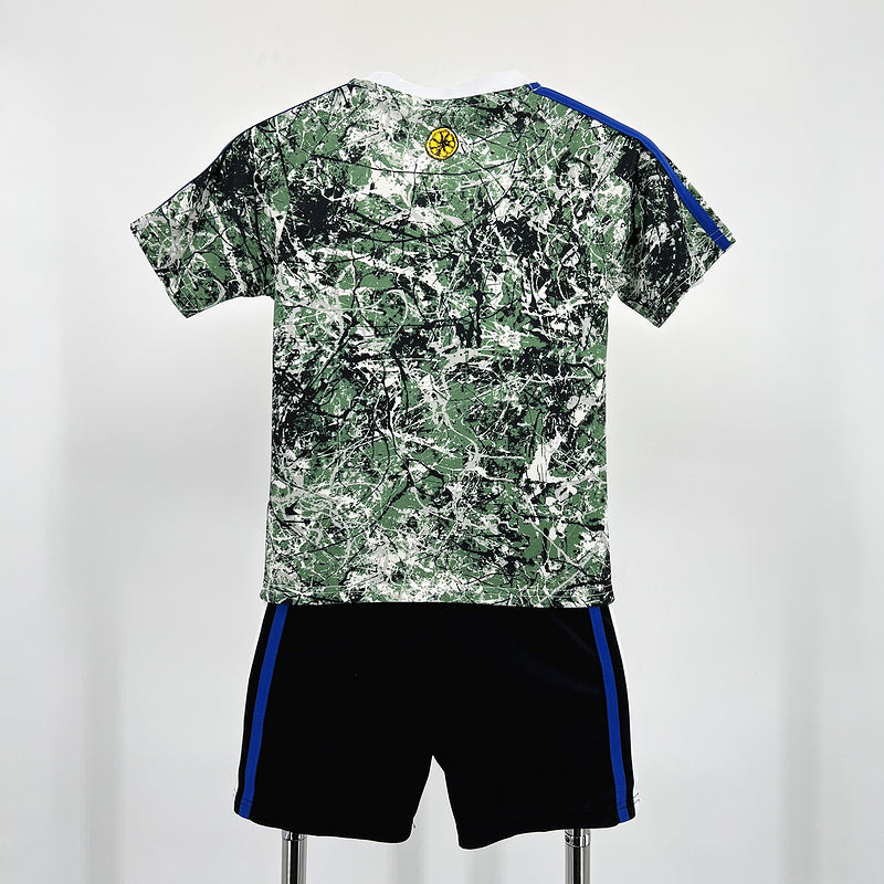 Kit Infantil Manchester United Stone Roses Edição Icon 2024/25