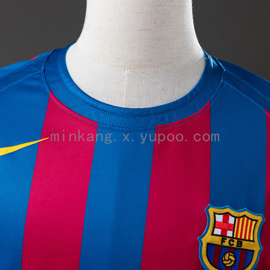 Camisa Retrô Barcelona I Edição Champions League 2005/06