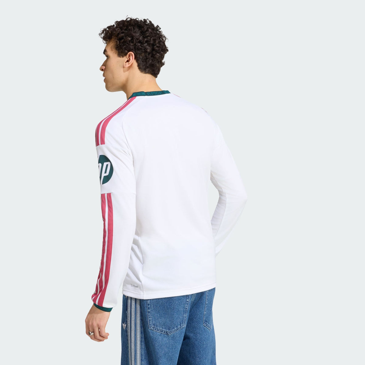 Camisa Real Madrid I 2026/27 Branca Manga Longa Torcedor - detalhes de acabamento 2