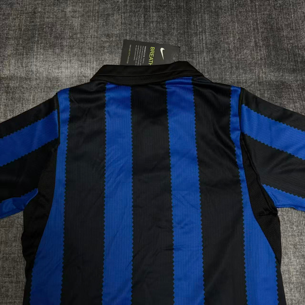 Kit Infantil Inter de Milão I 2026/27 Azul e Preto Camisa e Shorts - vista de costas