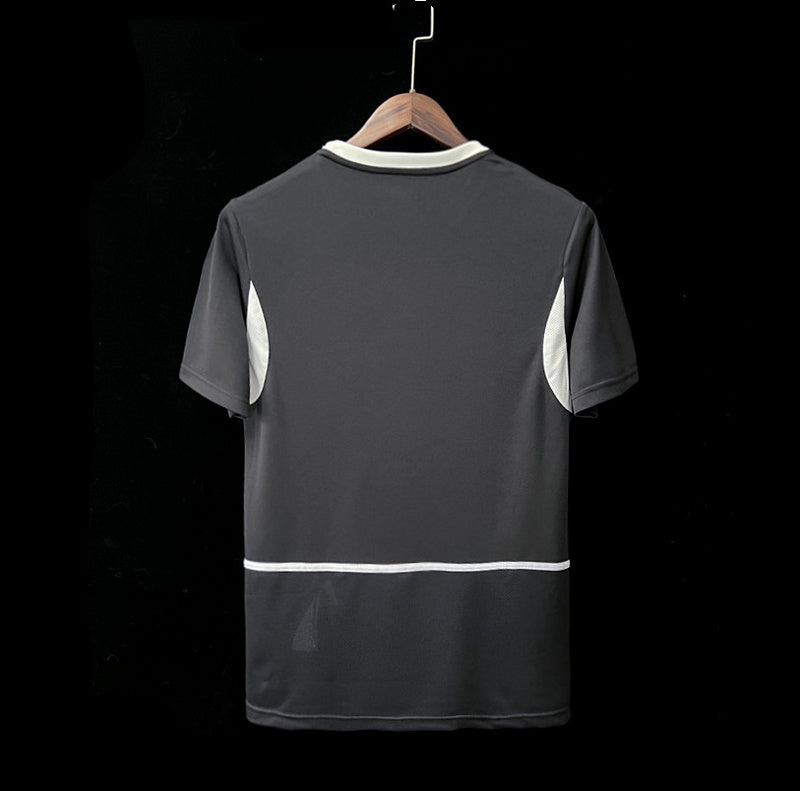 Camisa Retrô Brasil Goleiro 2002 Preta