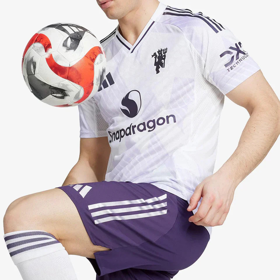 Camisa adidas Manchester United 2025/26 II Jogador