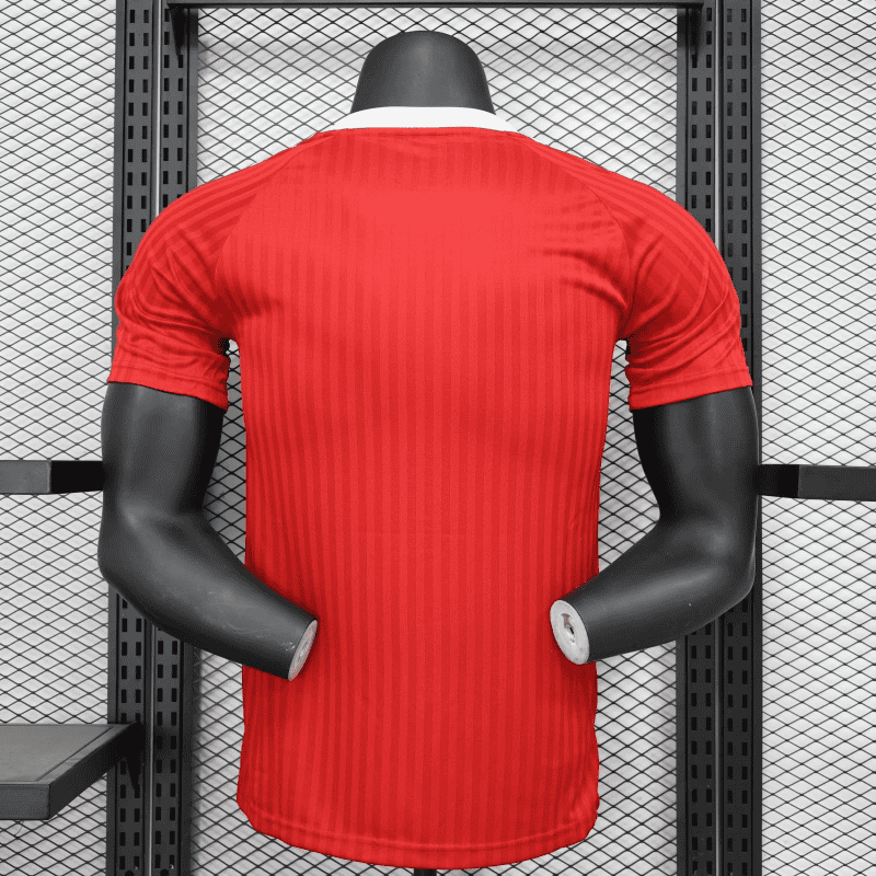 25∕26 player Manchester United Co branded version