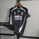 Camisa 2 Real Madrid Retrô 2006/07