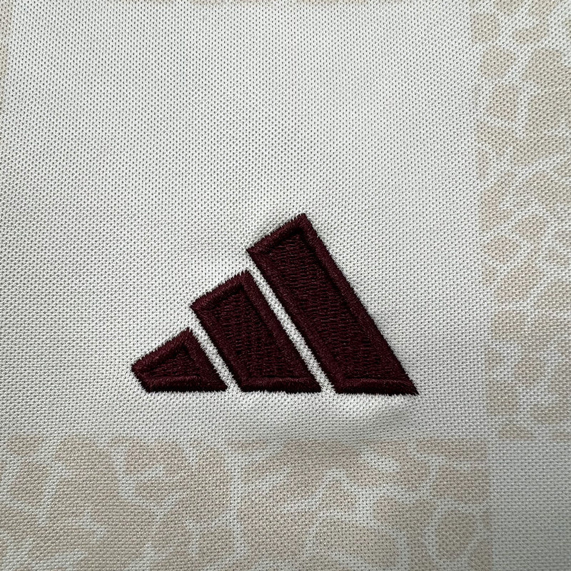 24∕25 Flamengo training white (DD89)