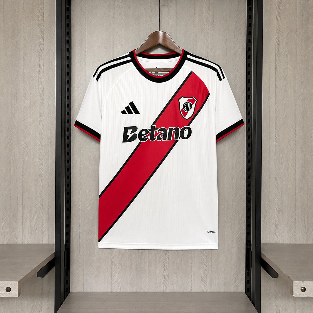 26∕27 River Plate Home Jersey