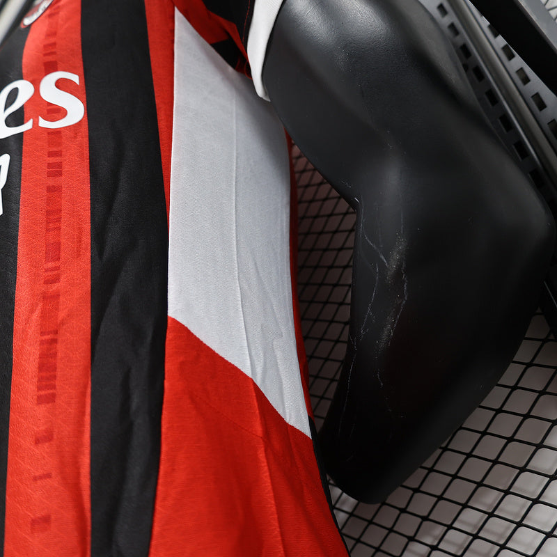 Player AC Milan 2024∕25 Home Jersey Player Version (364E)
