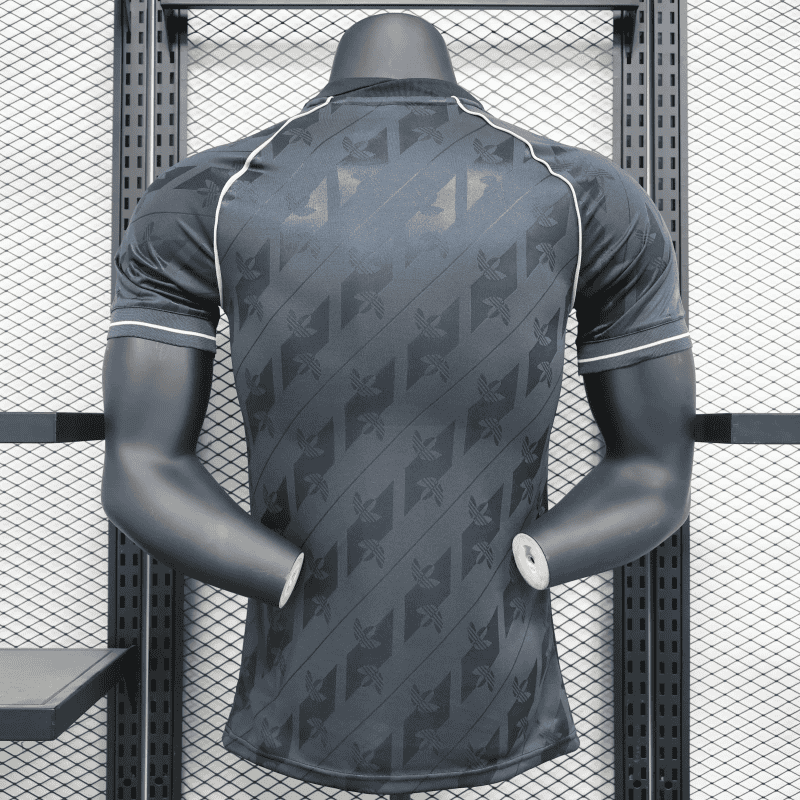 25∕26 player Real Madrid Co branded version