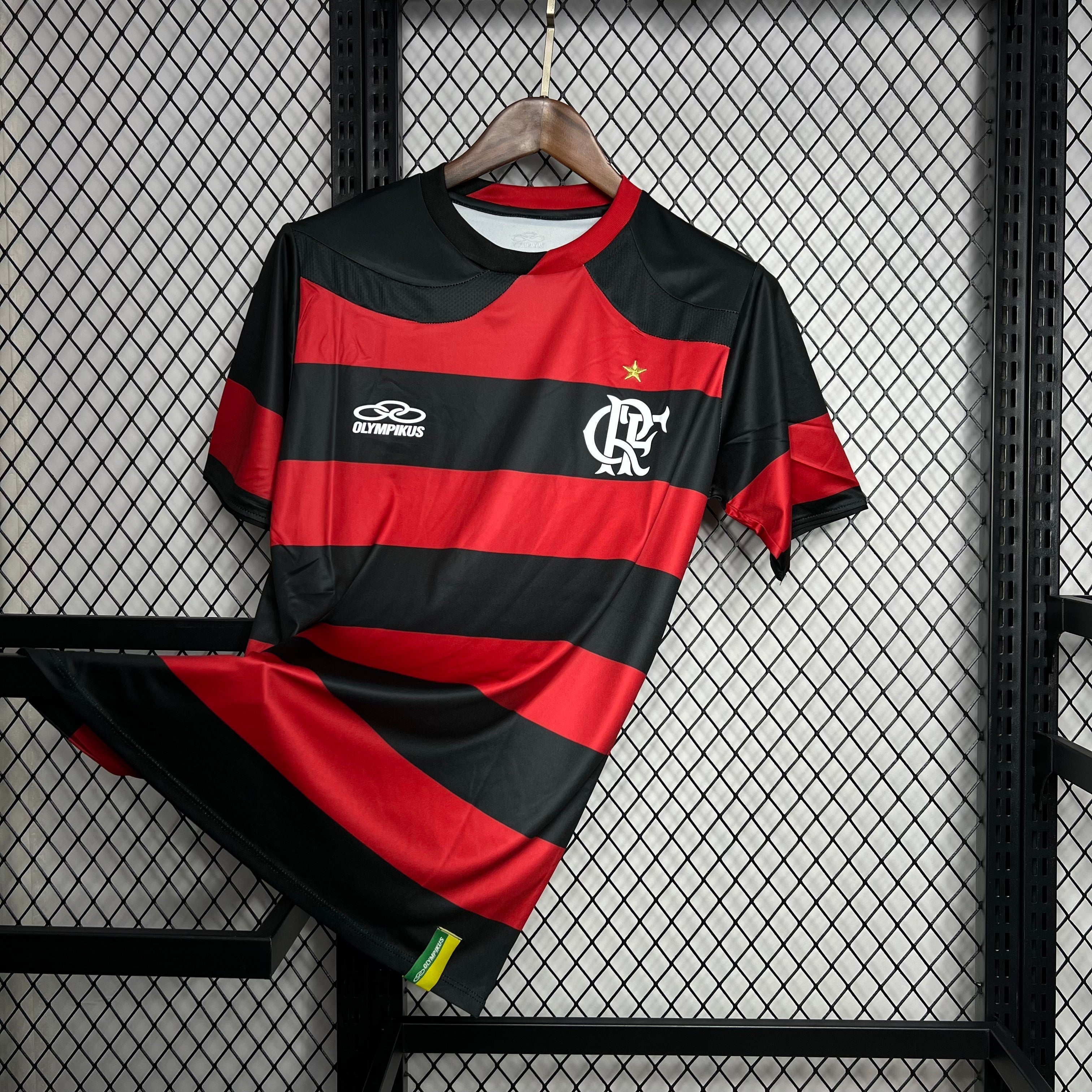Camisa Flamengo Retrô 2009/10 Vermelha e Preta  Olympikus