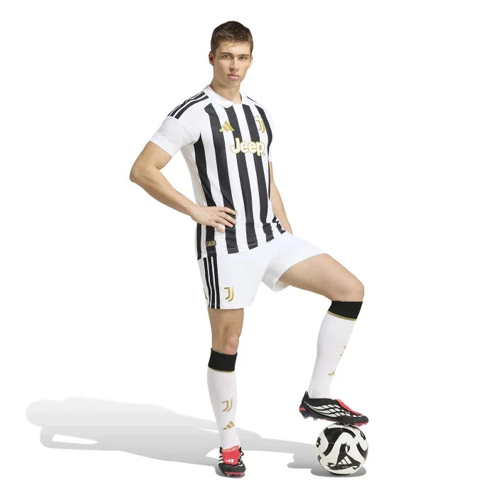Camisa adidas Juventus FC 2026/27 I  Jogador