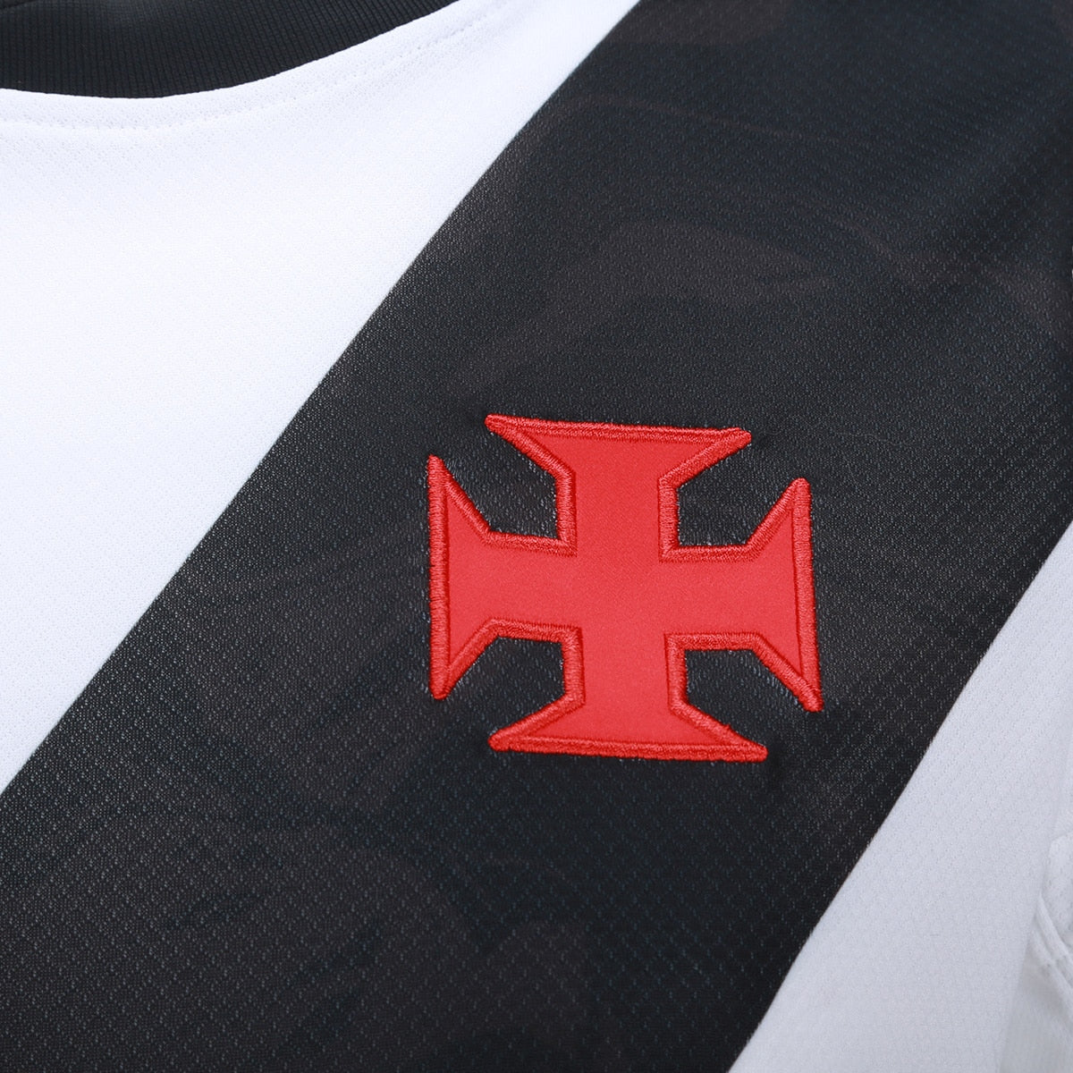 Camisa Vasco II 2026/27 Branca Feminina Torcedor - detalhes de acabamento 1