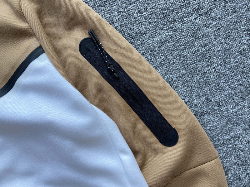 Conjunto Tech Fleece - Bege/Branco