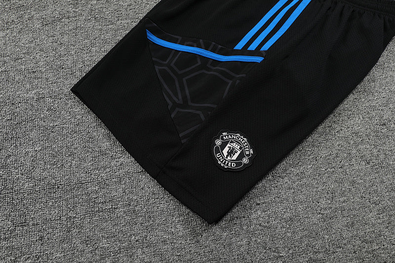 Short Treino  Manchester United 23/24  Preto/Azul  Adidas