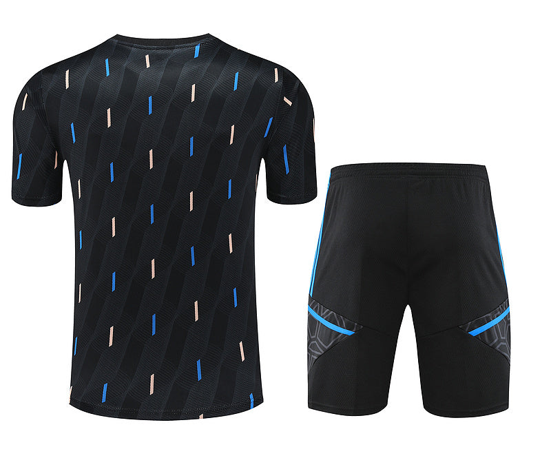 Kit de treino Manchester United 23/24  Preto II