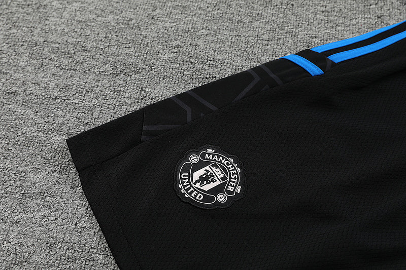 Short Treino  Manchester United 23/24  Preto/Azul  Adidas