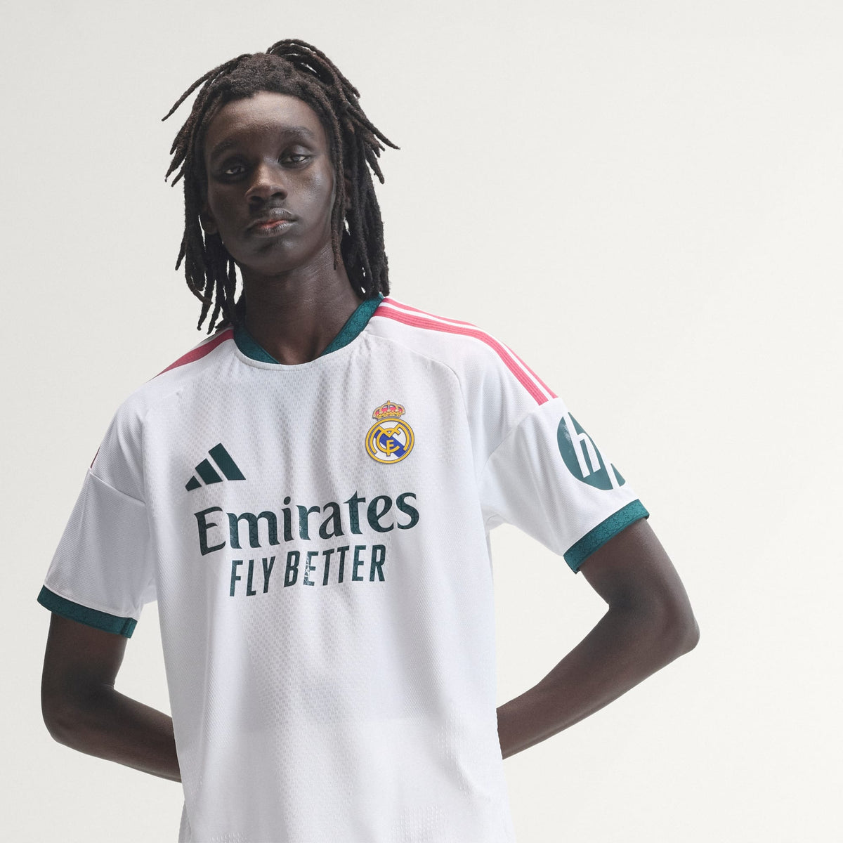 Camisa Real Madrid I 2026/27 Branca Jogador - detalhes de acabamento 1