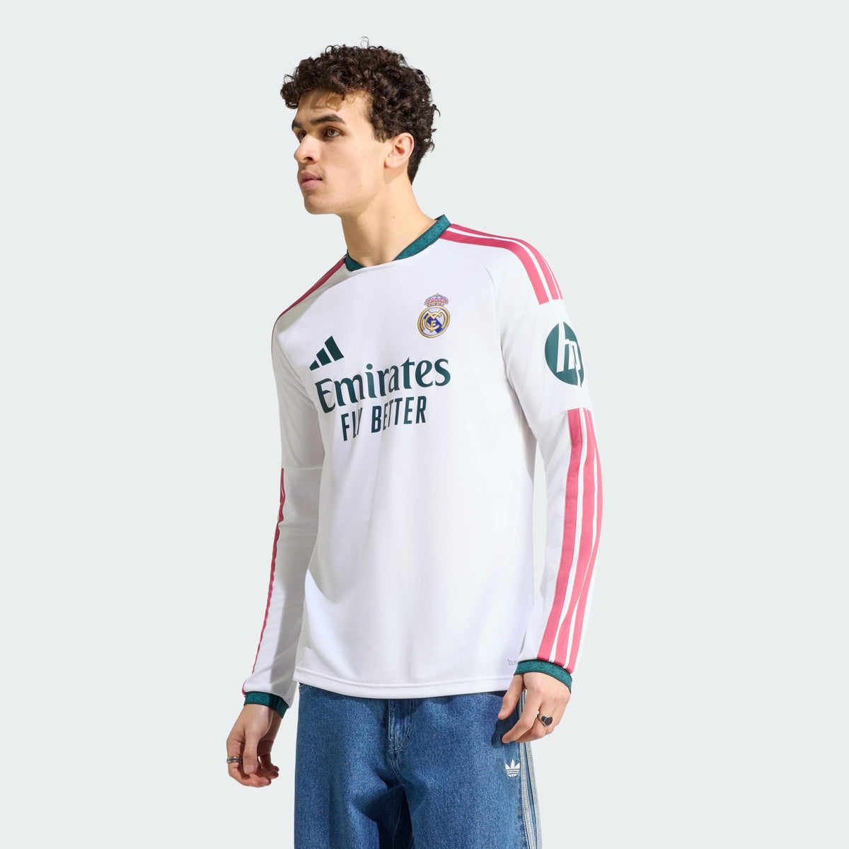 Camisa Real Madrid I 2026/27 Branca Manga Longa Torcedor - detalhes de acabamento 1