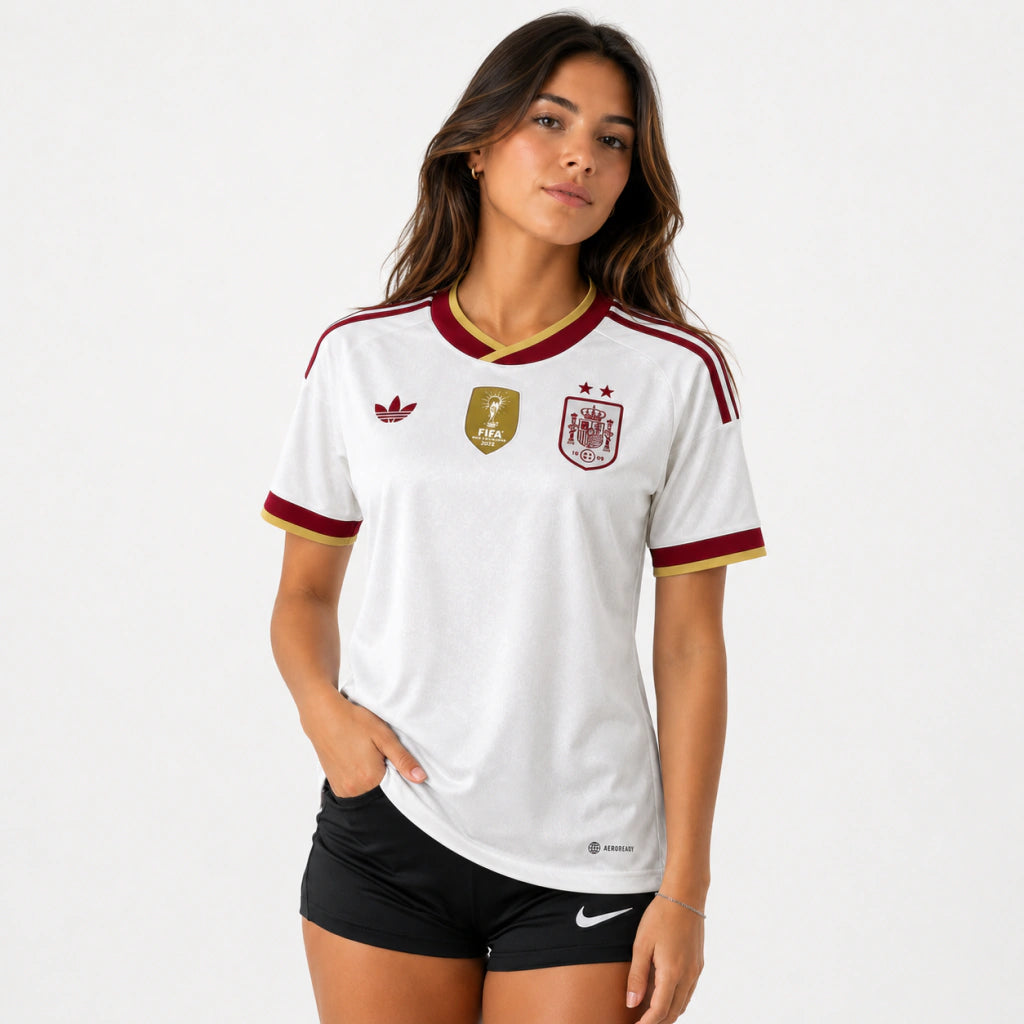 Camisa Espanha II 2026 Off-White Campeã do Mundo 2 Estrelas Torcedor - outro ângulo