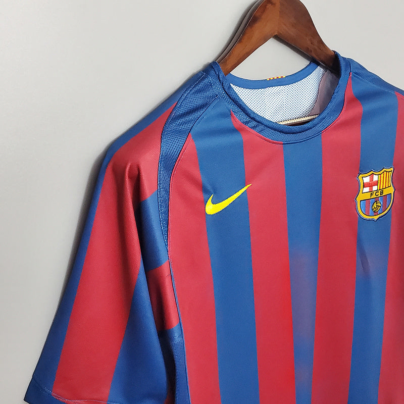 Camisa Barcelona Retrô 2006 Azul e Vermelha  Nike