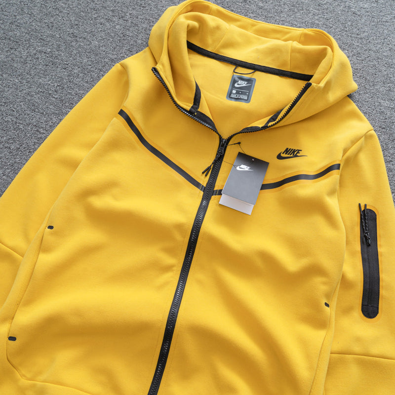 Conjunto Tech Fleece - Amarelo